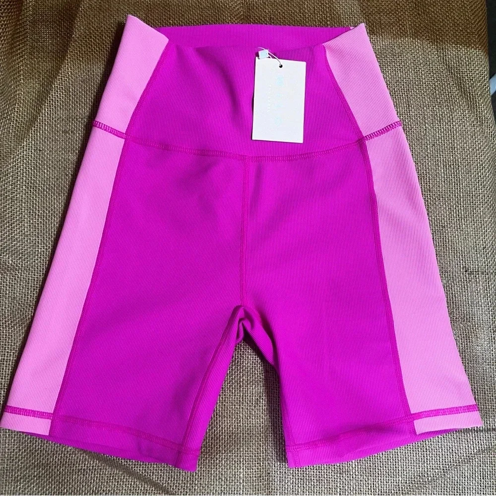 NWT Wilo the label two tone pink ribbed bike shorts size XS